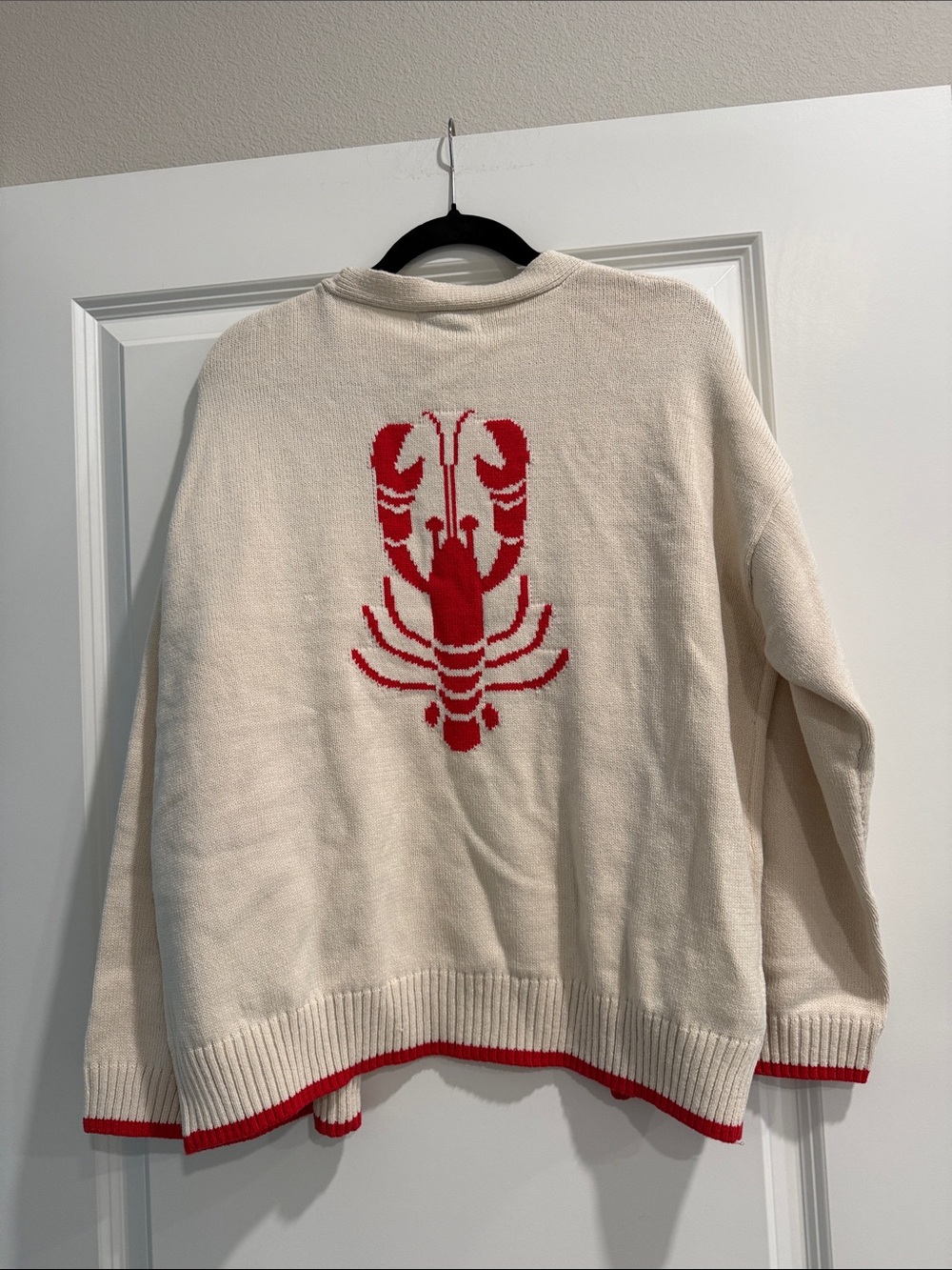 NWT Luna x Sol Cream Sweater with Red Lobster Motif sz m